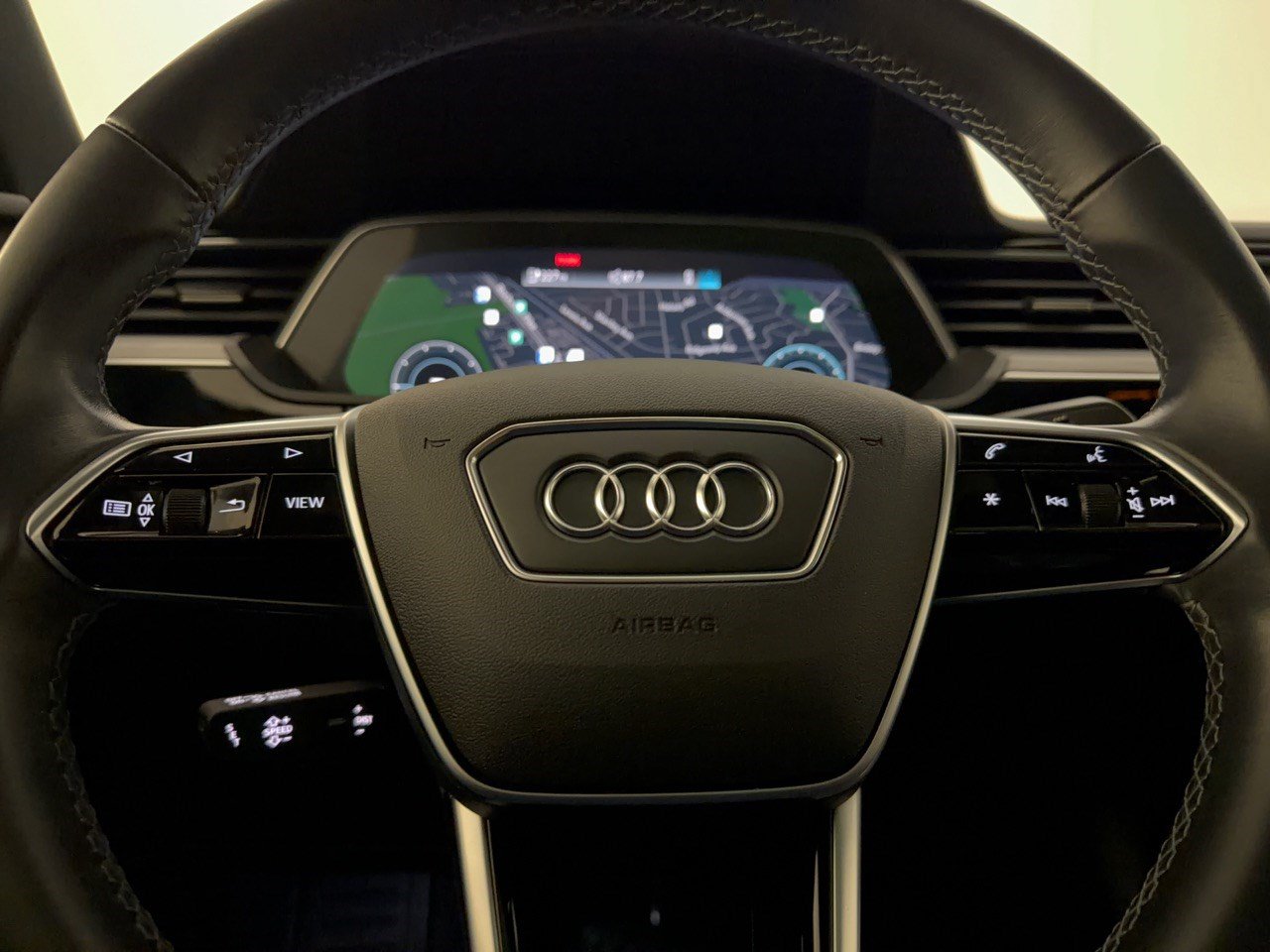 Used 2024 Audi Q8 e-tron Premium Plus AWD/4WD image 10