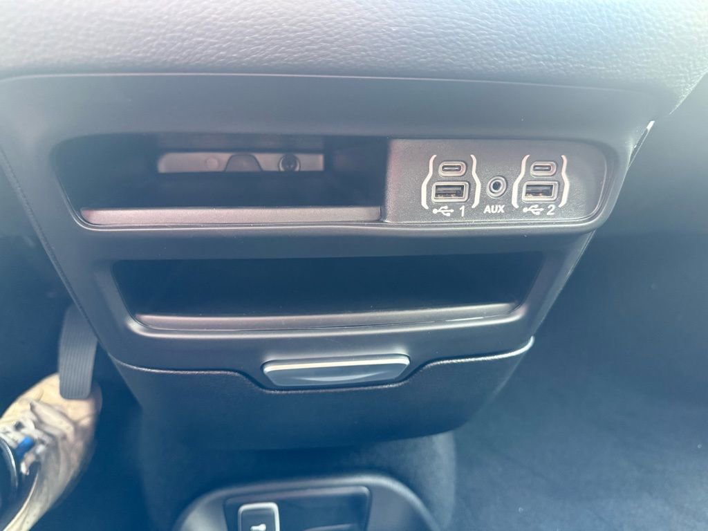 New 2025 Chrysler Pacifica Select image 59