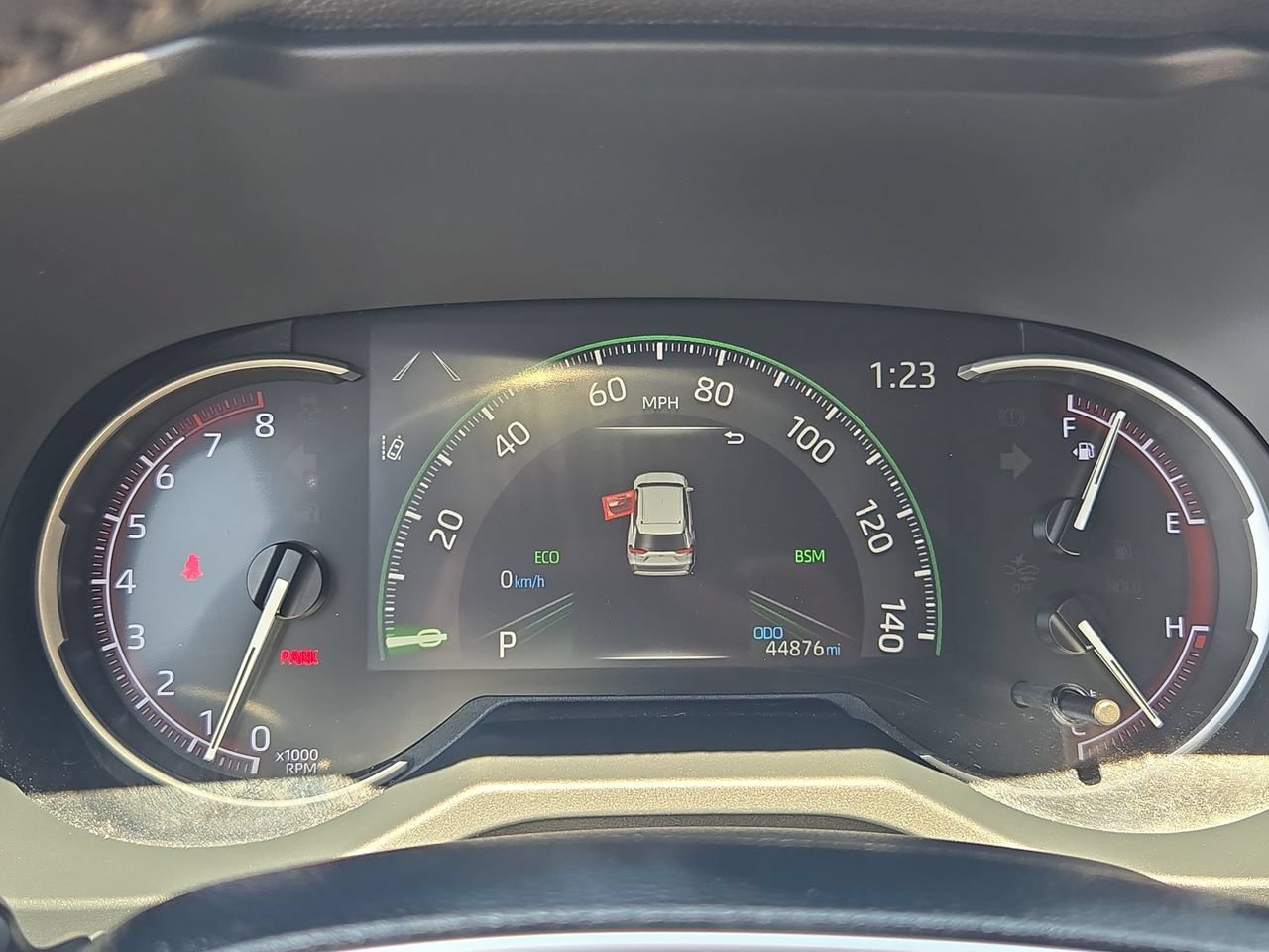 Used 2020 Toyota RAV4 Limited FWD image 19