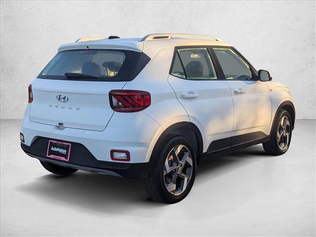 New 2026 Hyundai Venue SEL FWD image 2