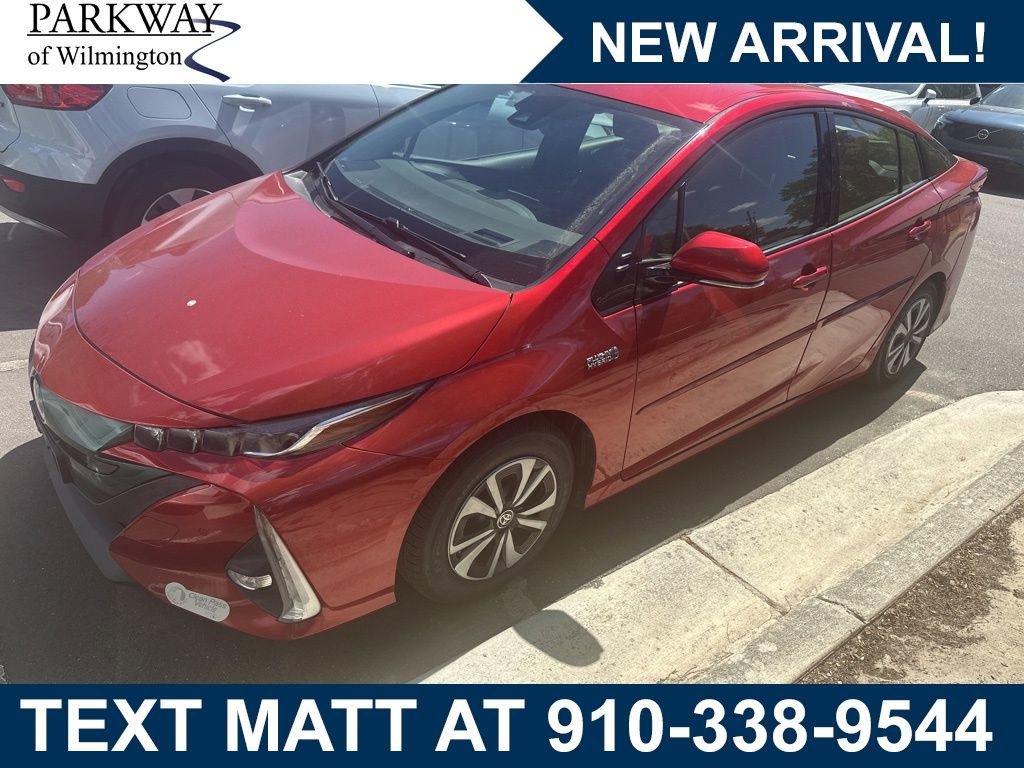 Used 2017 Toyota Prius Prime Advanced FWD image 1