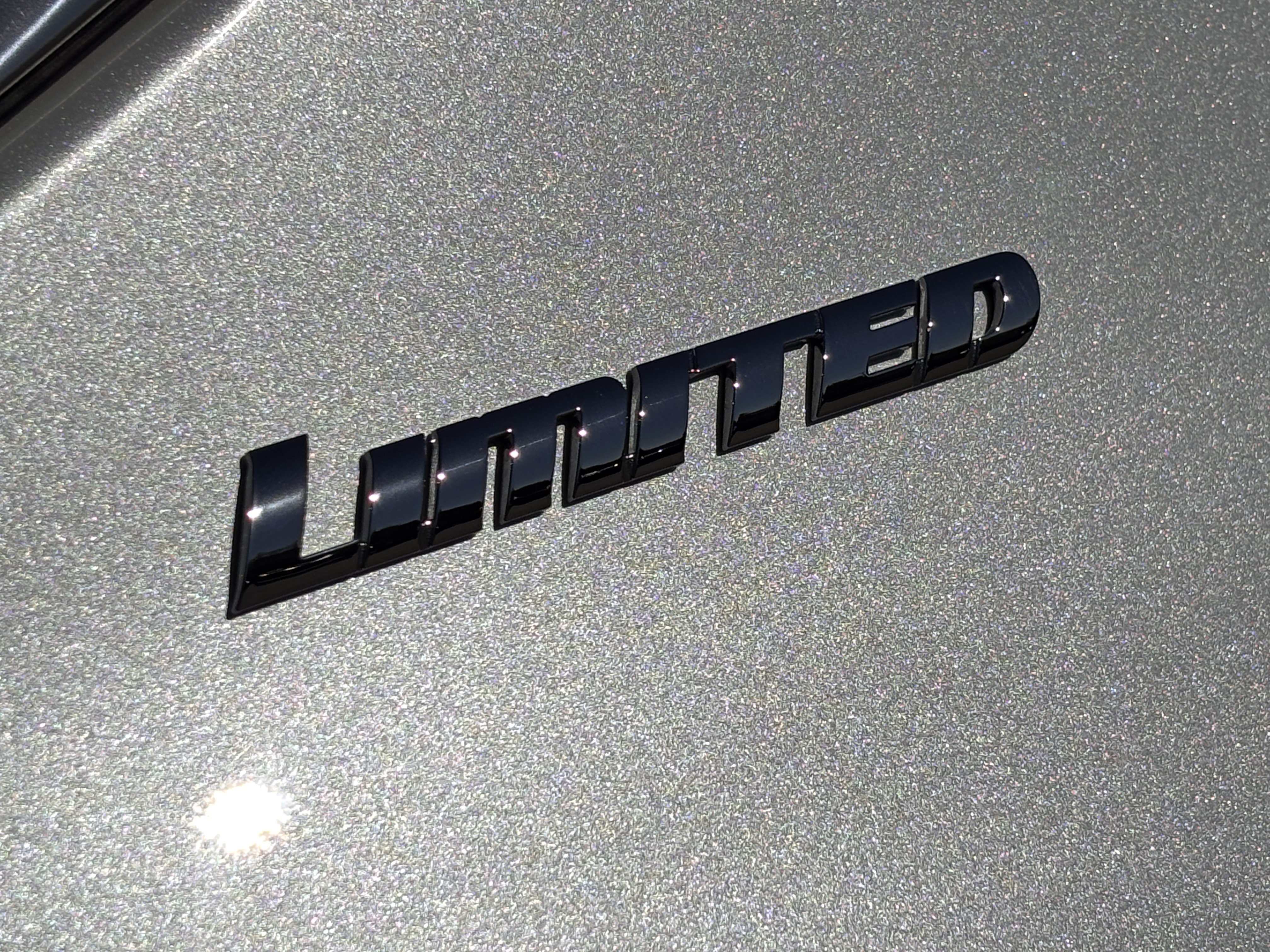 Used 2025 Toyota Tundra Limited w/ Power Package AWD/4WD image 17