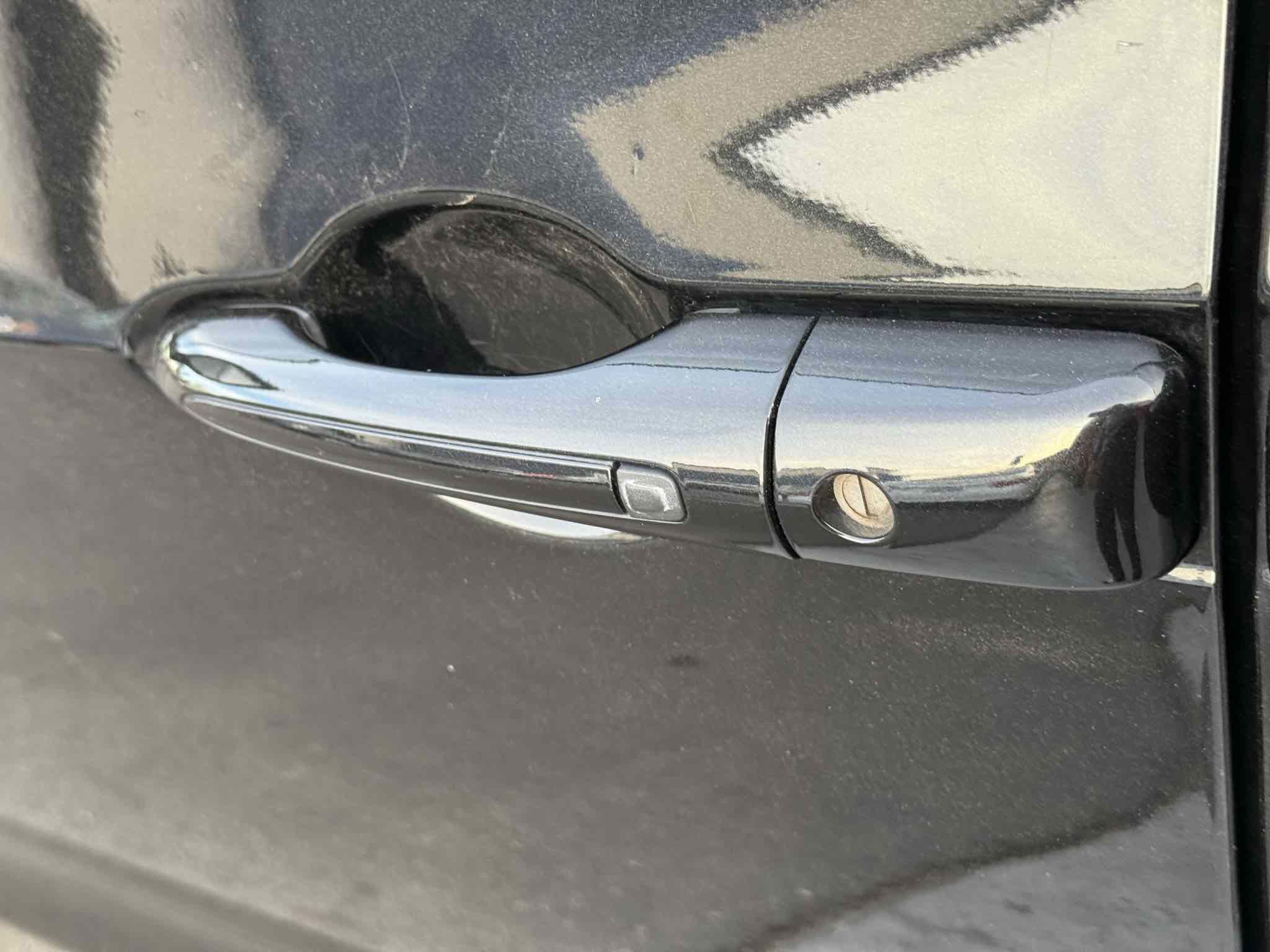 Used 2023 Chrysler Voyager LX image 41