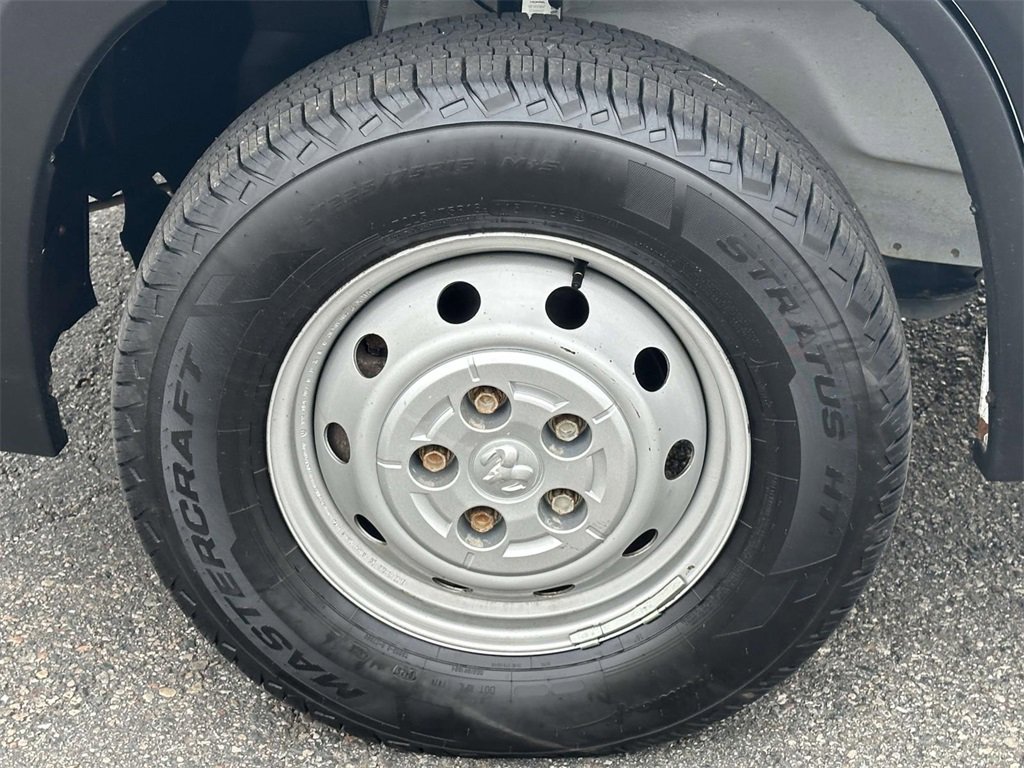 Used 2022 RAM ProMaster 2500 w/ Convenience Group image 9