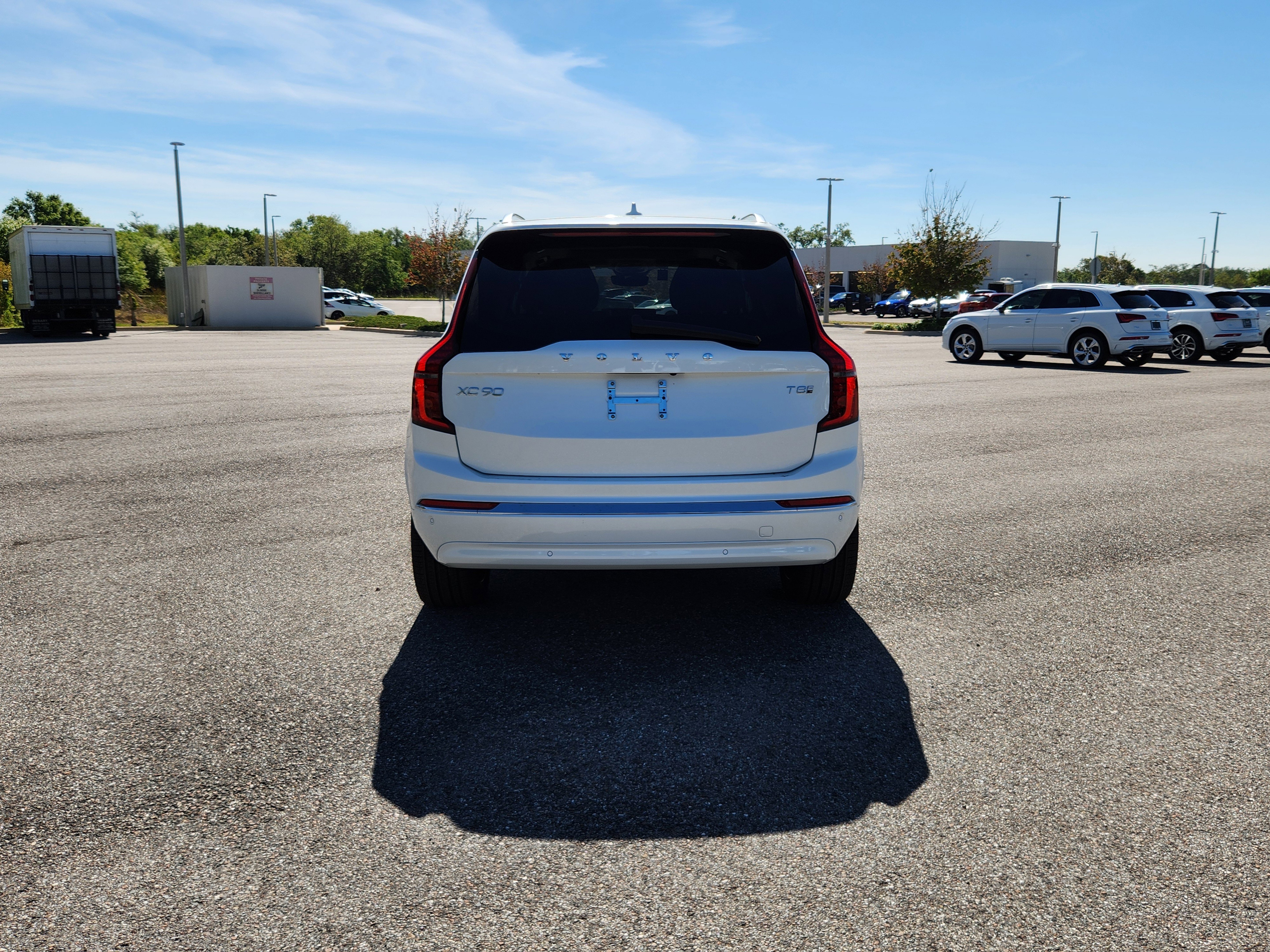 New 2025 Volvo XC90 T8 Plus w/ Protection Package image 6