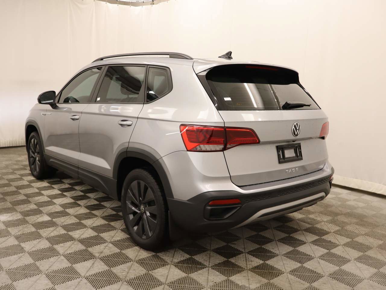 Used 2023 Volkswagen Taos S image 3