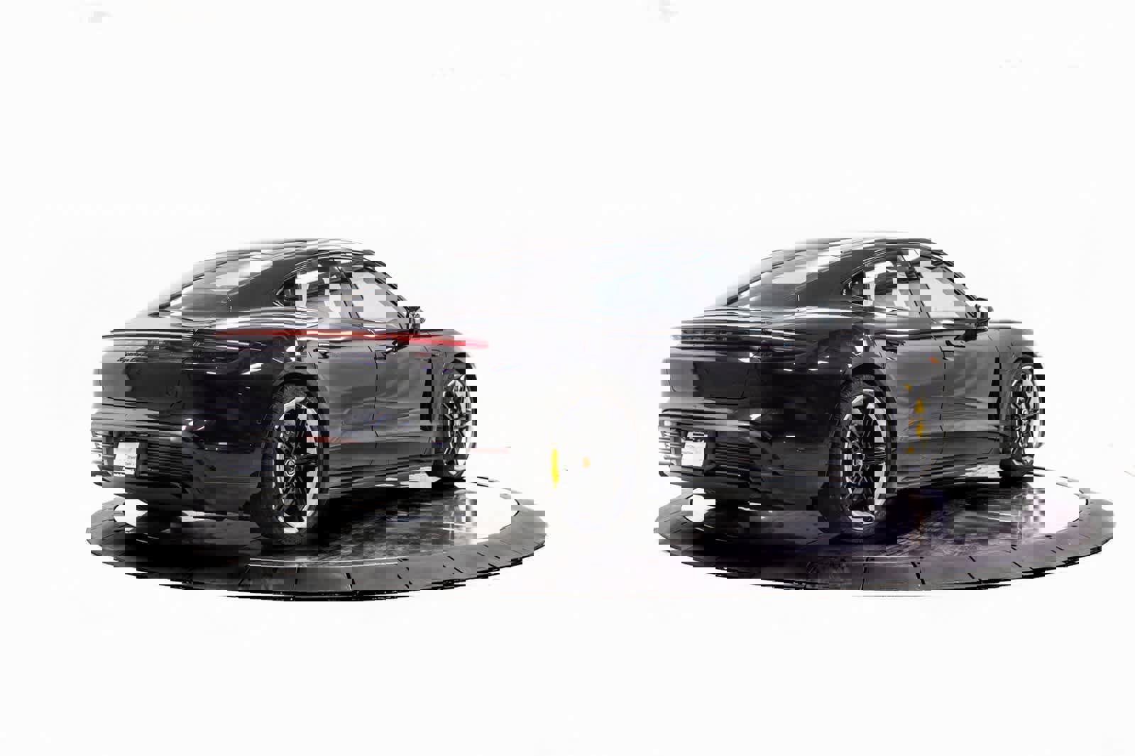 Certified 2020 Porsche Taycan Turbo S image 7