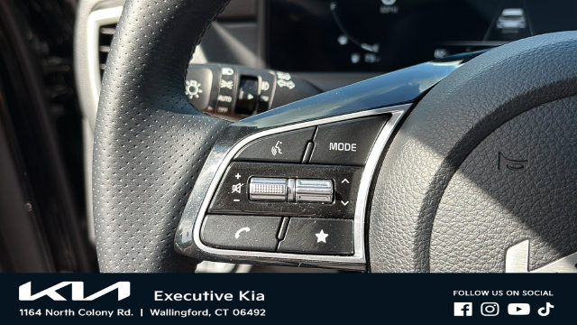 Certified 2024 Kia Seltos SX w/ SX Sunroof Package AWD/4WD image 13