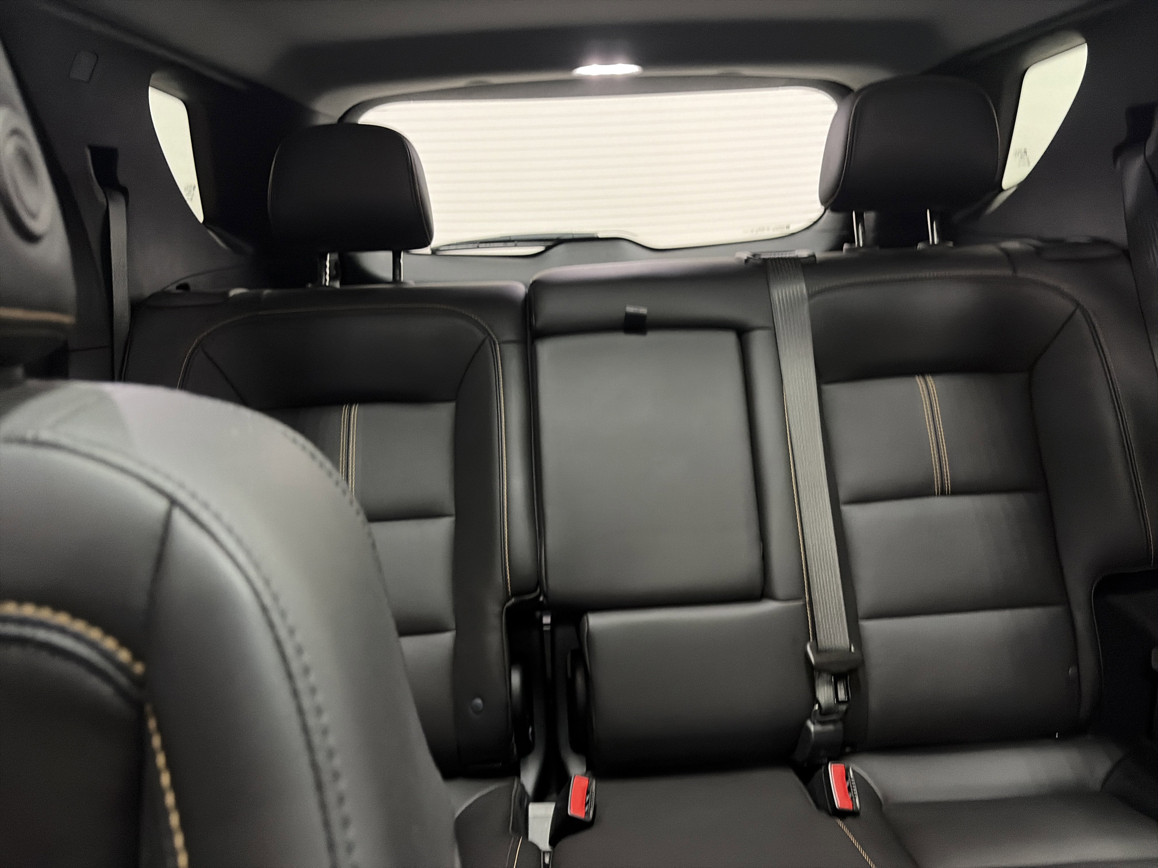 Used 2022 Chevrolet Equinox Premier AWD/4WD image 36
