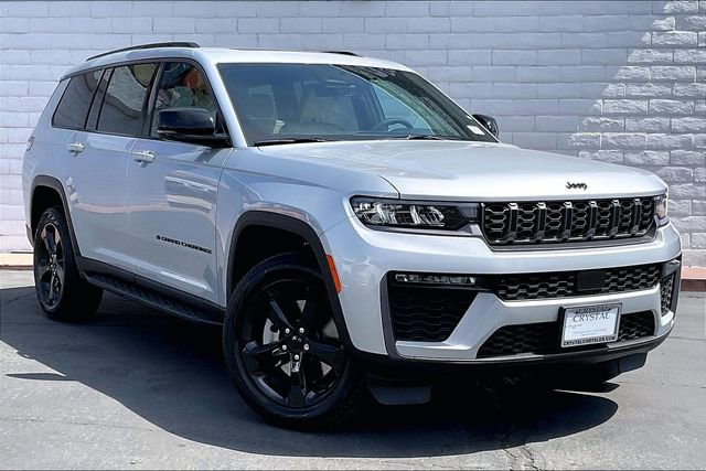 New 2026 Jeep Grand Cherokee L Limited w/ Limited Altitude Package AWD/4WD image 14
