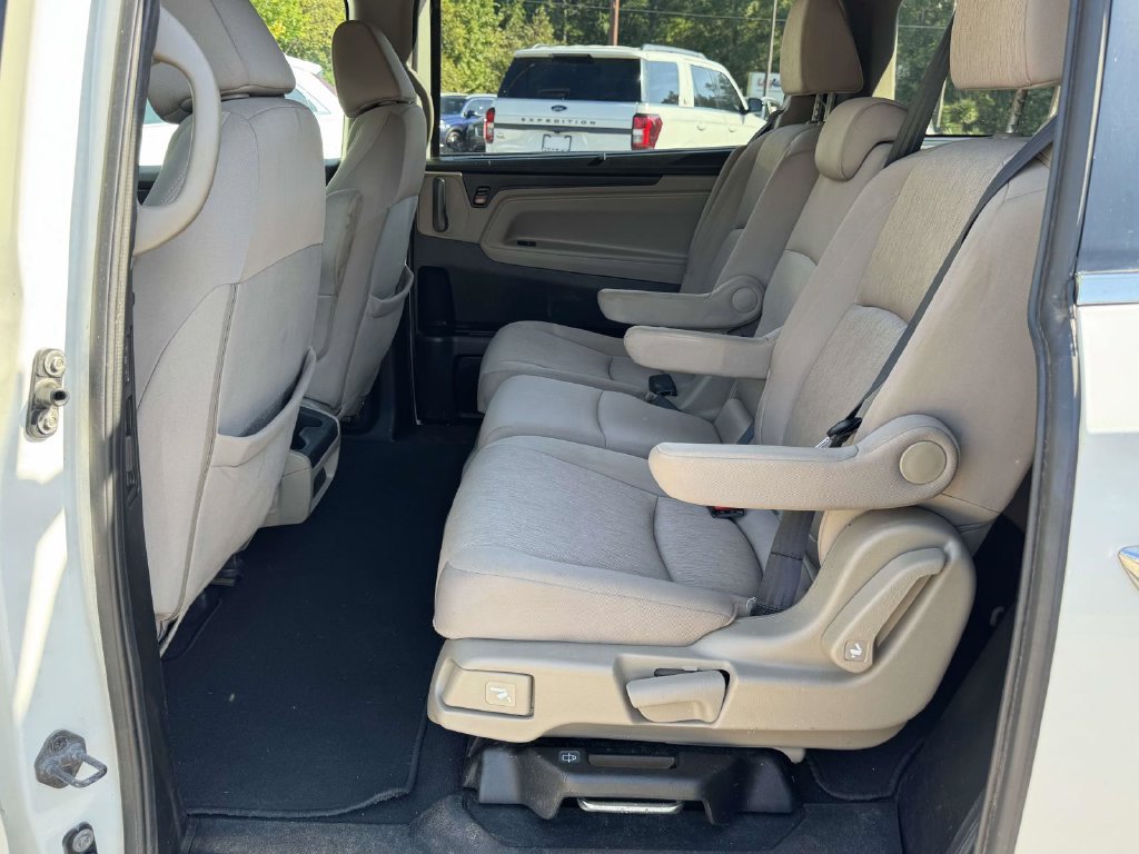 Used 2018 Honda Odyssey EX image 18