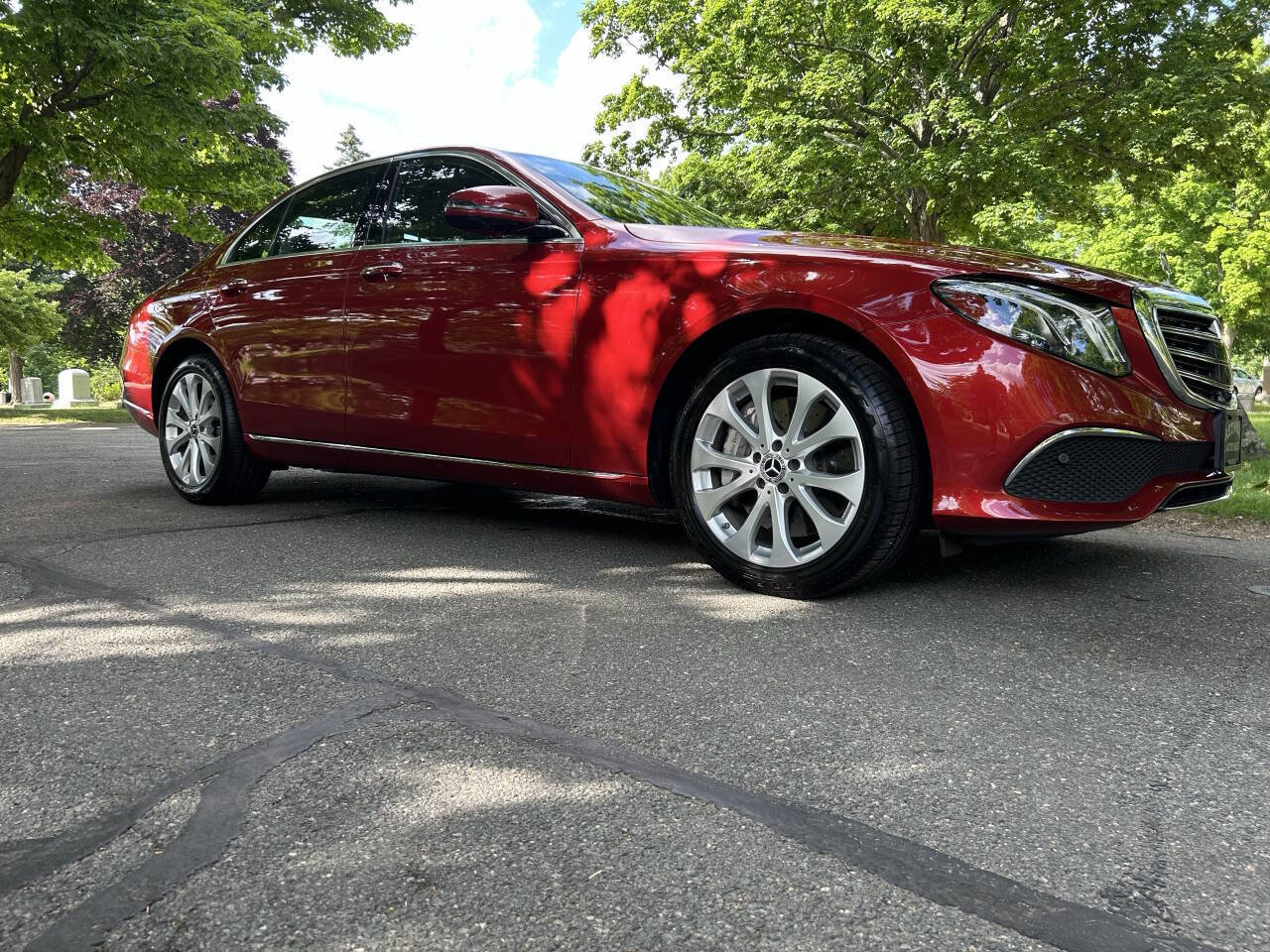 Used 2019 Mercedes-Benz E 450 4MATIC Sedan w/ Driver Assistance Package image 27