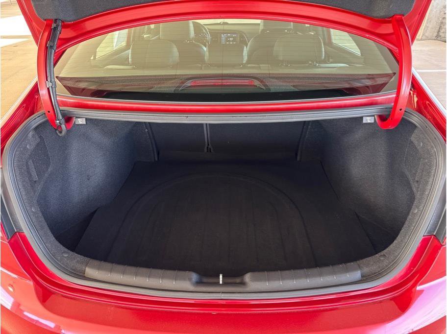Used 2019 Hyundai Elantra Sport w/ Cargo Package image 12