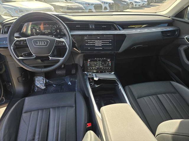 Used 2024 Audi Q8 e-tron Premium Plus w/ Premium Plus Package AWD/4WD image 21