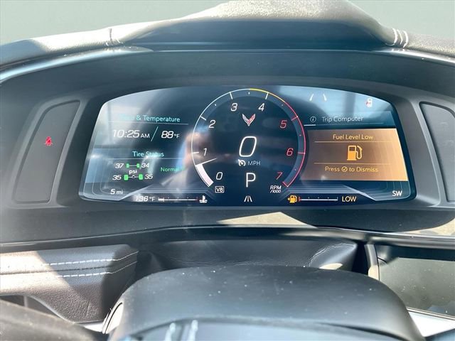 Used 2025 Chevrolet Corvette Stingray Convertible w/ 1LT image 4