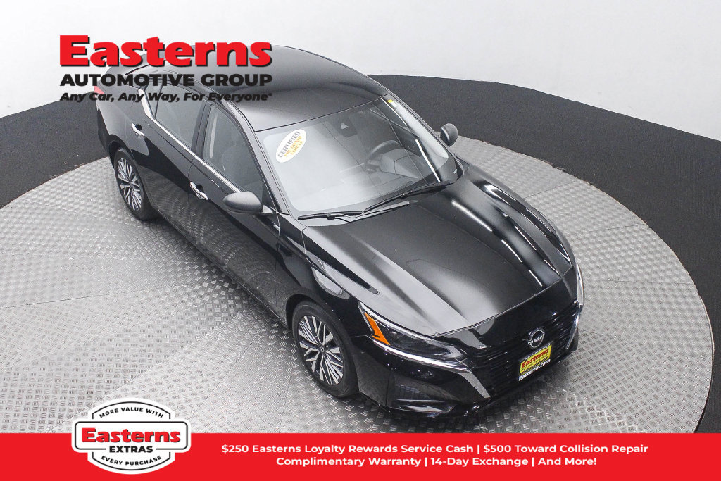 Used 2024 Nissan Altima 2.5 SV FWD image 4