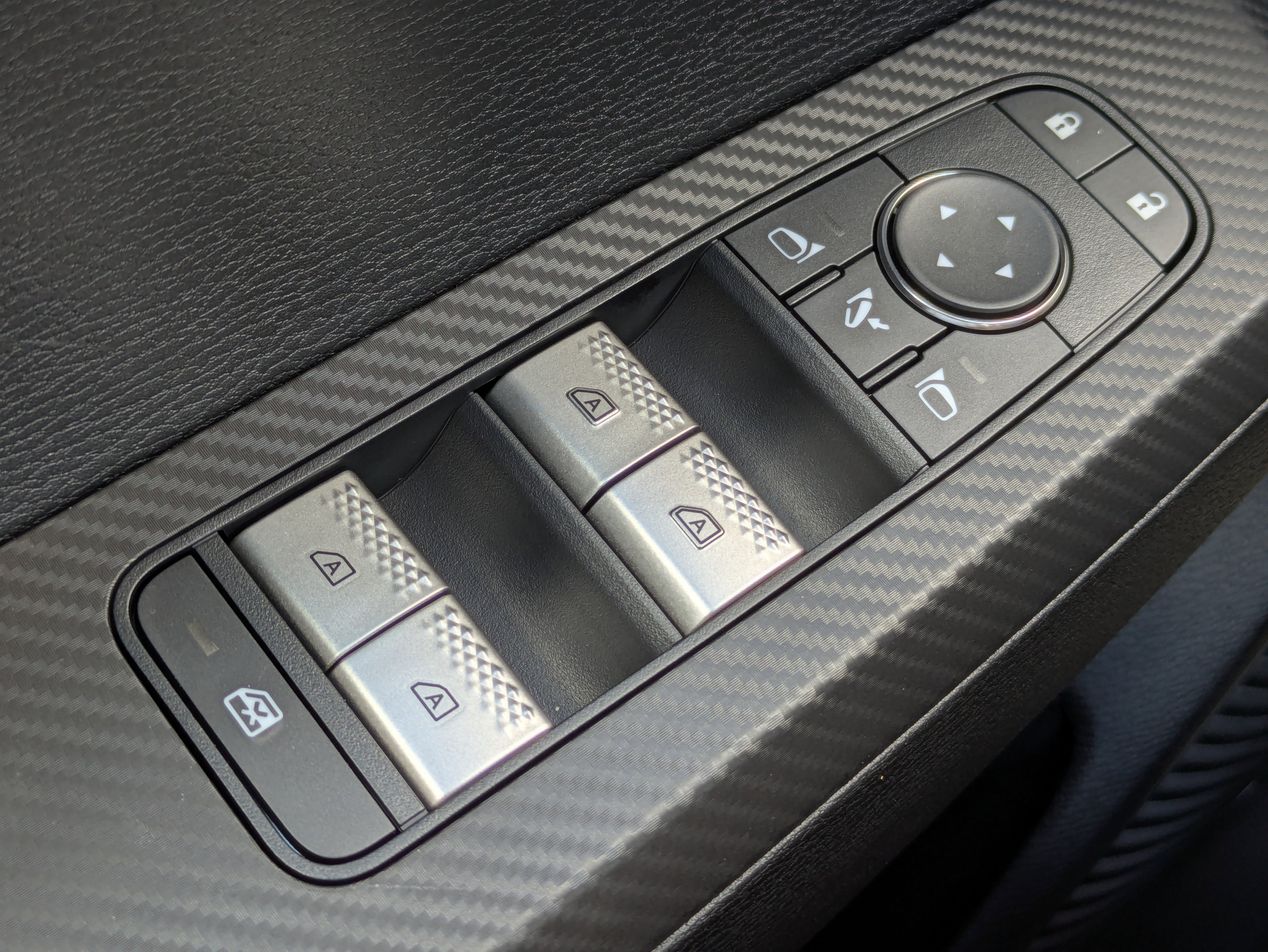 New 2025 Mitsubishi Outlander SEL image 25