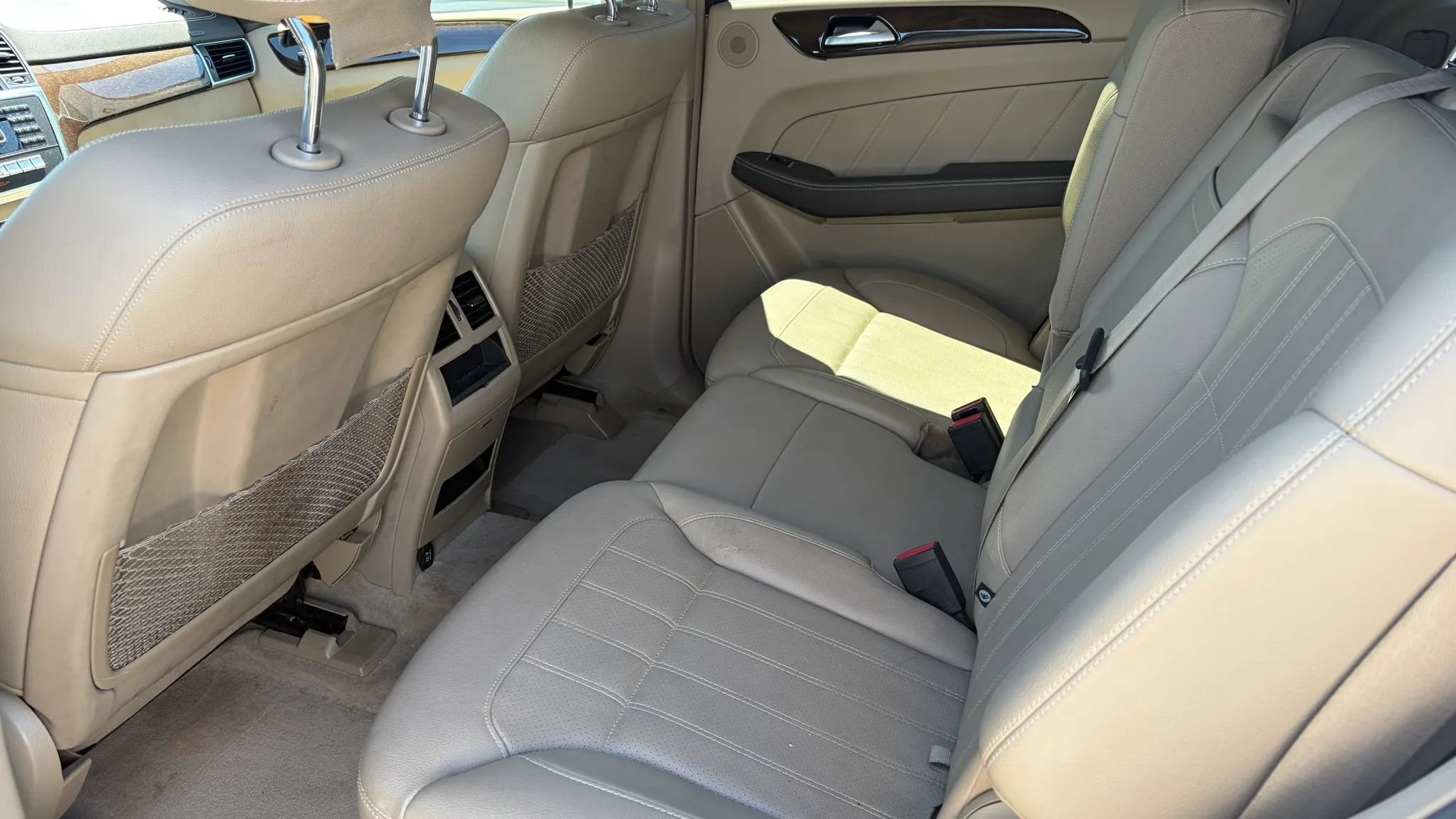 Used 2015 Mercedes-Benz GL 320 BlueTEC 4MATIC w/ Premium I Package image 11