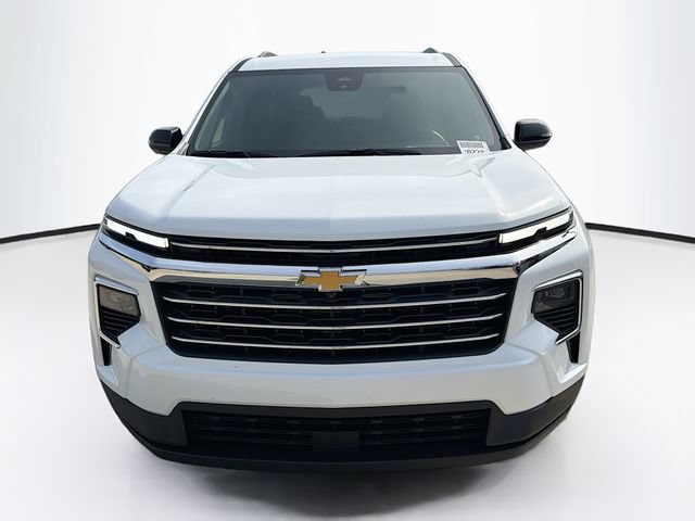 New 2026 Chevrolet Traverse LT w/ Driver Confidence Package AWD/4WD image 4
