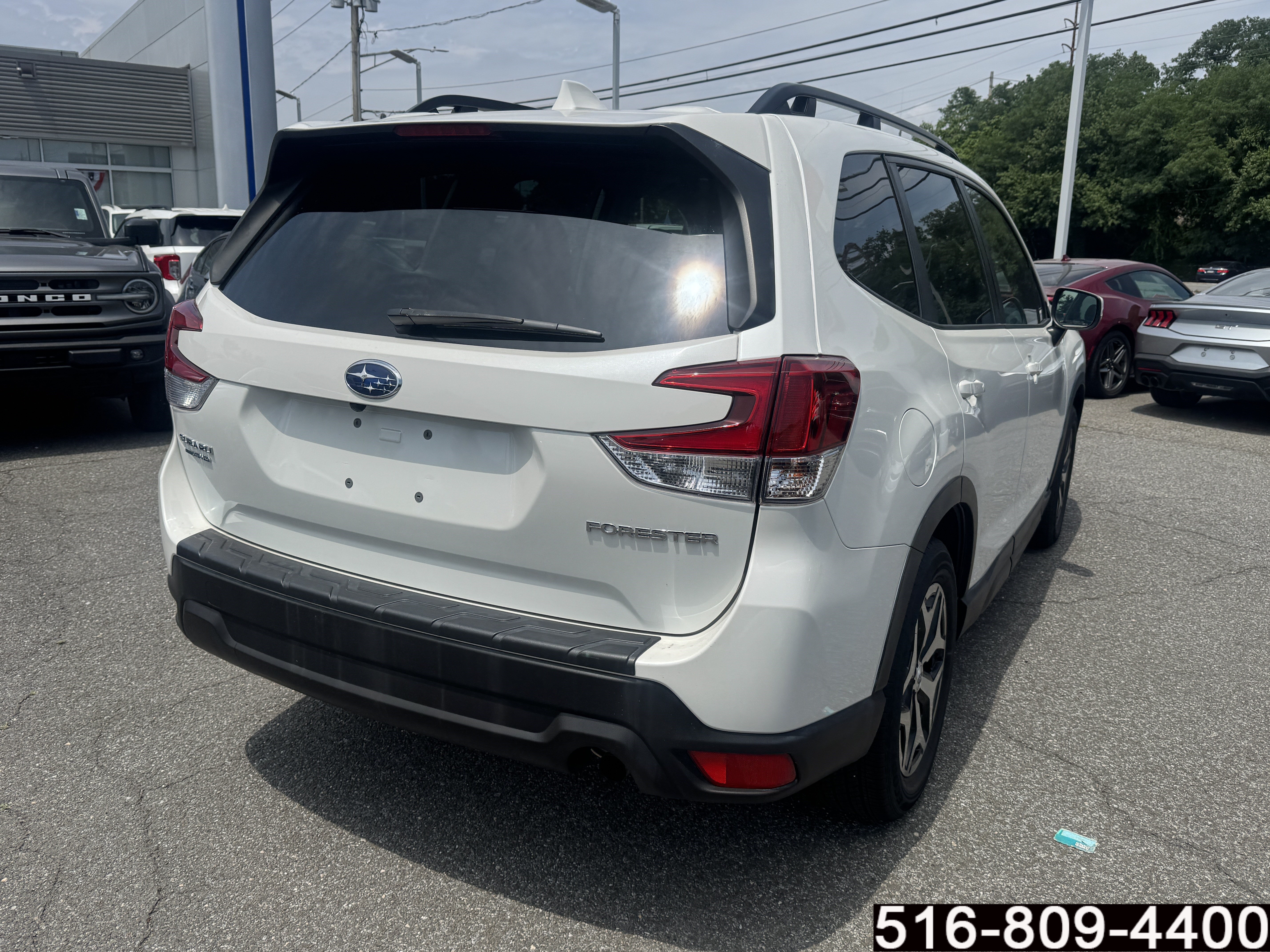 Used 2023 Subaru Forester Premium AWD/4WD image 5