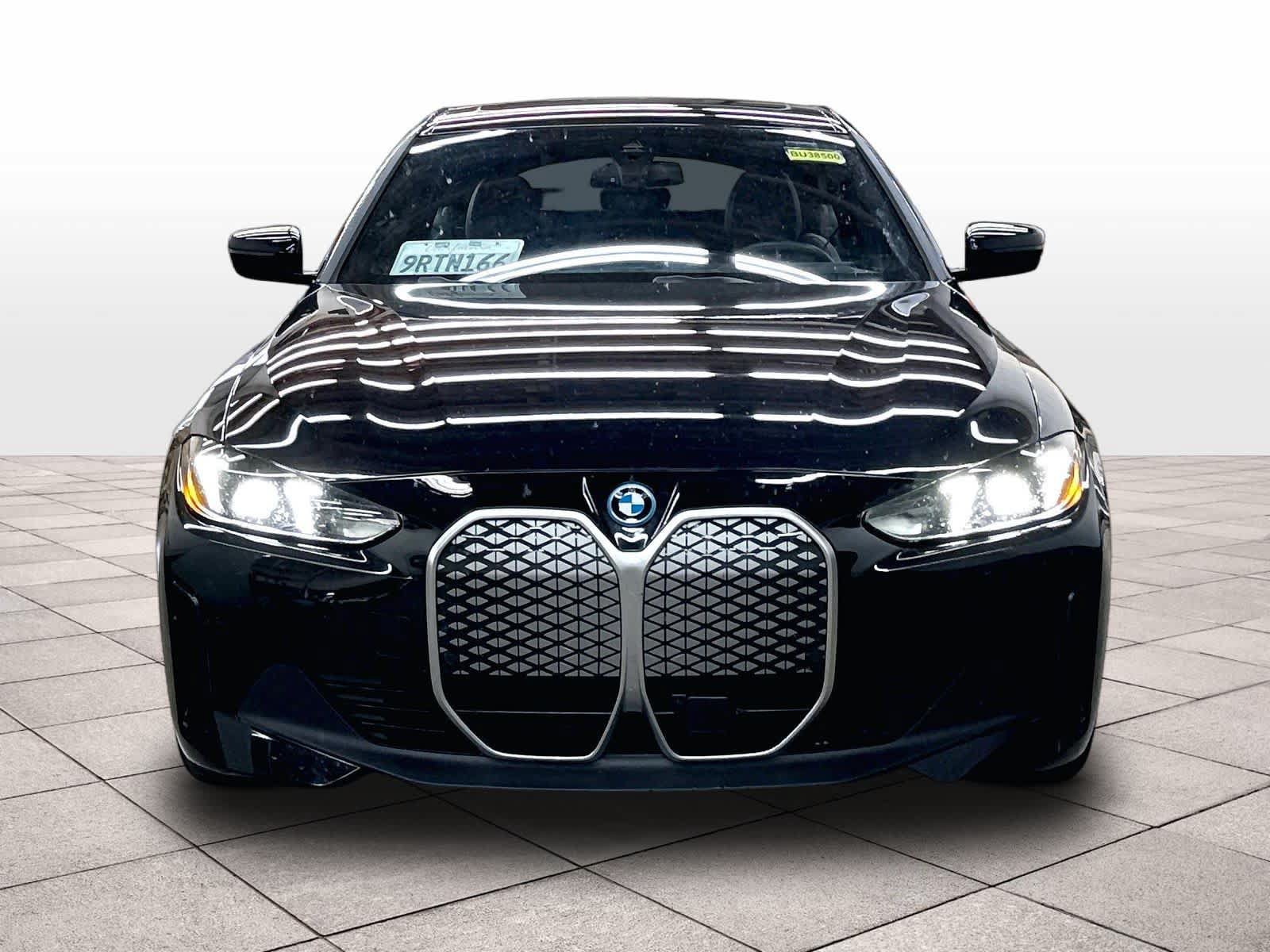 Used 2025 BMW i4 eDrive40 w/ M Sport Package RWD image 3
