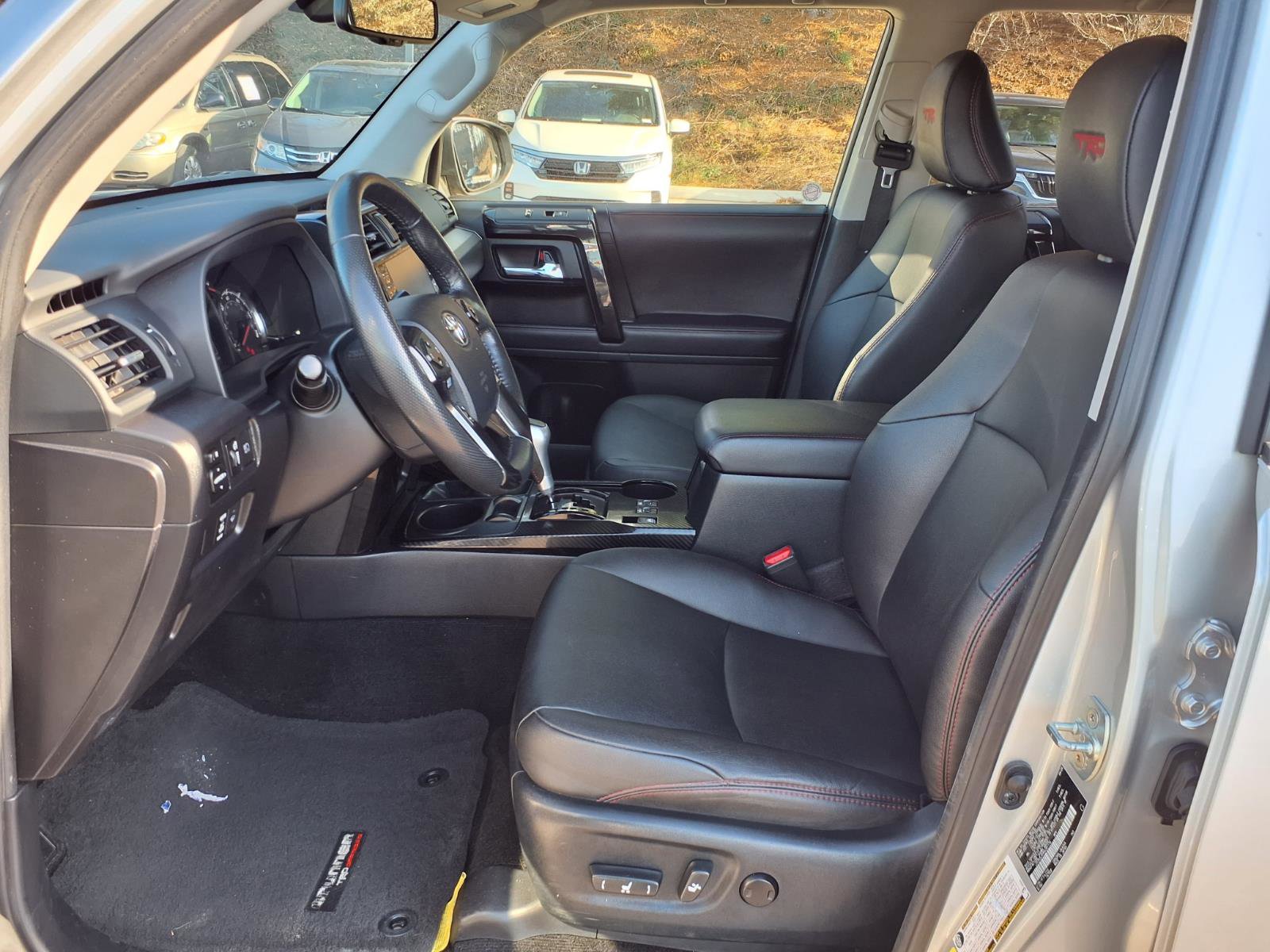 Used 2024 Toyota 4Runner TRD Off-Road Premium image 12