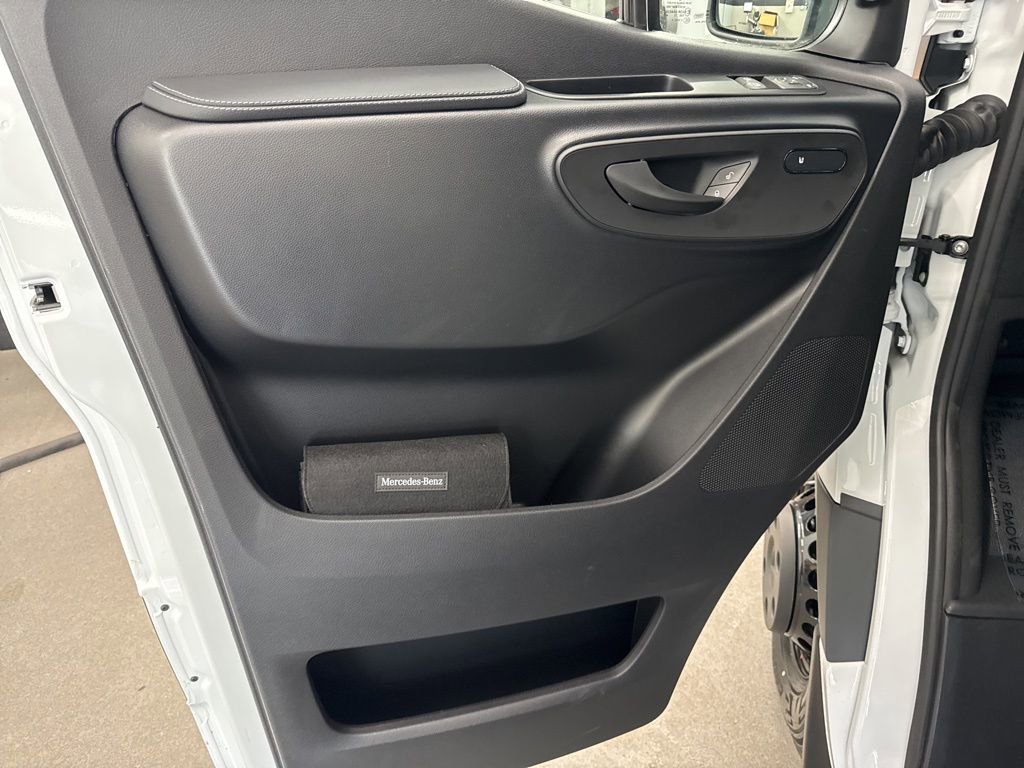 New 2025 Mercedes-Benz Sprinter 4500 image 23