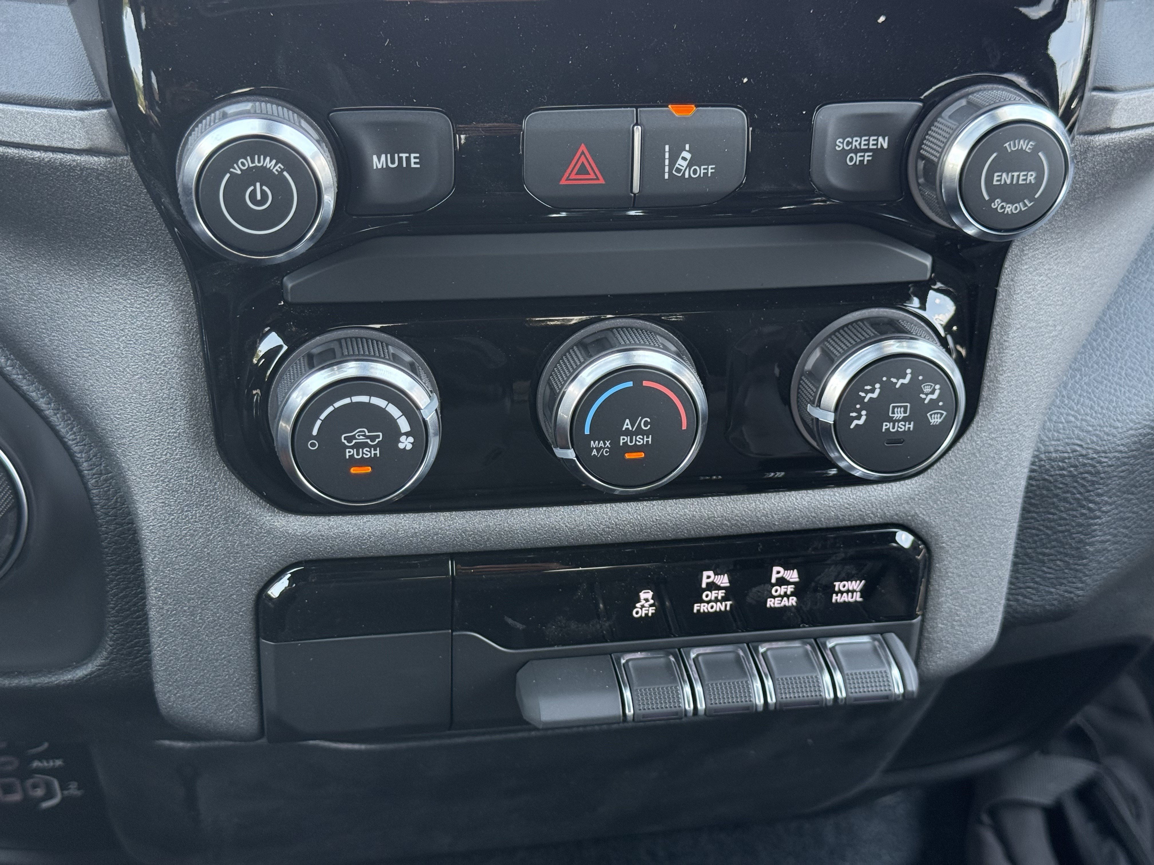 New 2026 RAM 1500 Express RWD image 26