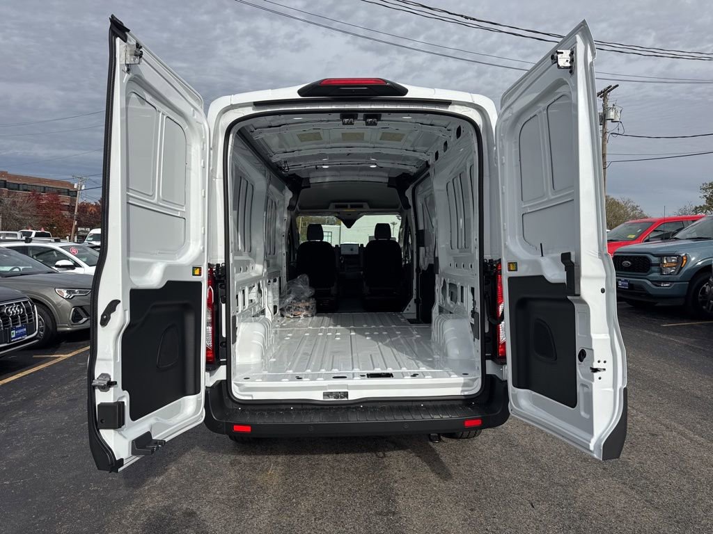 New 2026 Ford Transit 250 148 Medium Roof w/ Exterior Upgrade Package image 9