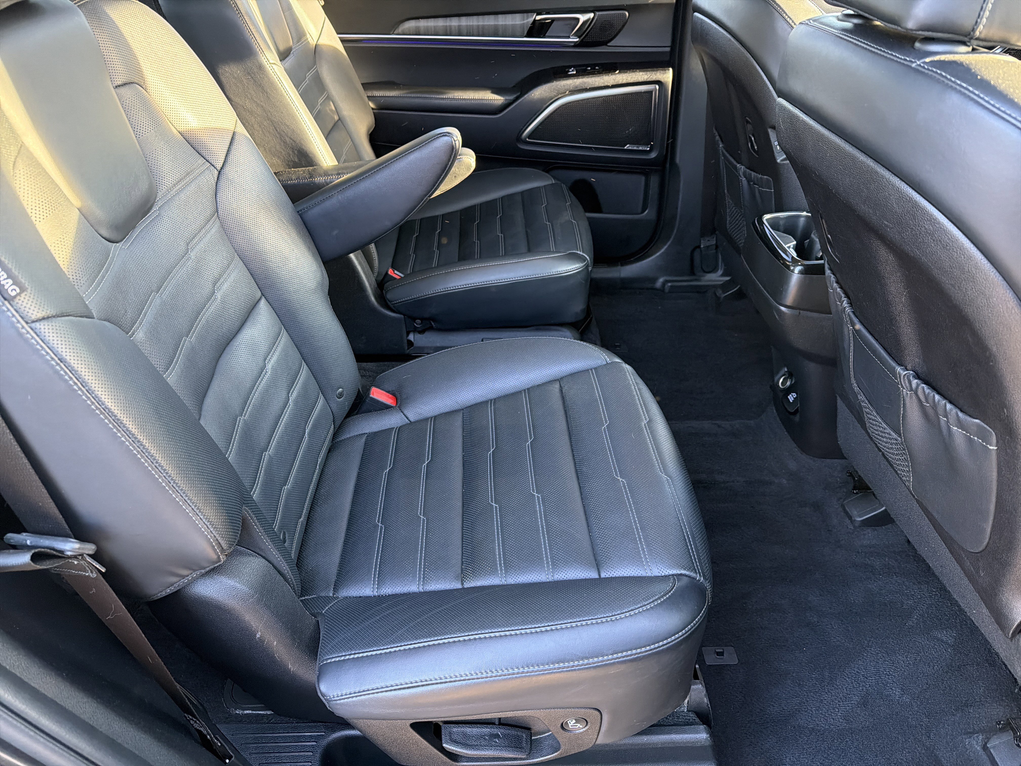 Used 2024 Kia Telluride SX Prestige AWD/4WD image 16