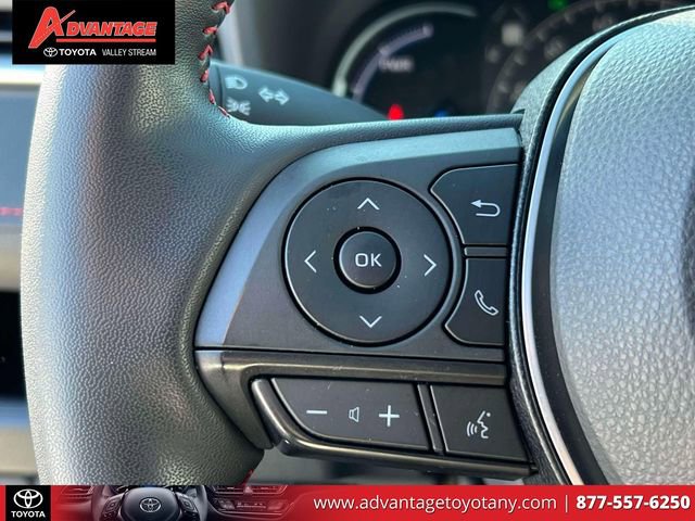 Used 2023 Toyota RAV4 SE w/ Weather & Moonroof Package image 27