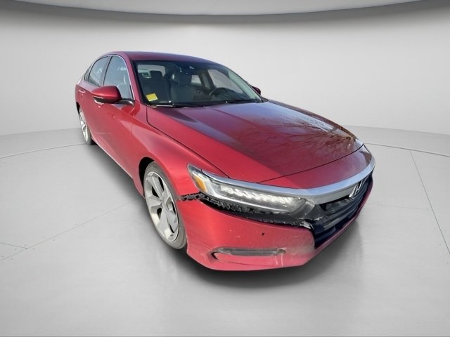 Used 2018 Honda Accord Touring image 3
