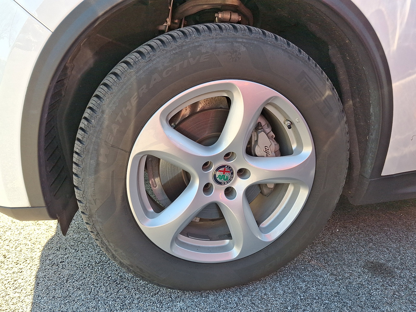 Used 2020 Alfa Romeo Stelvio AWD w/ Cold Weather Package image 6