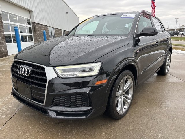 Used 2018 Audi Q3 2.0T Premium Plus w/ Premium Plus Package image 4