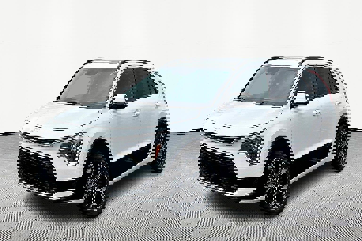 Used 2023 Kia Niro EX Touring FWD image 1