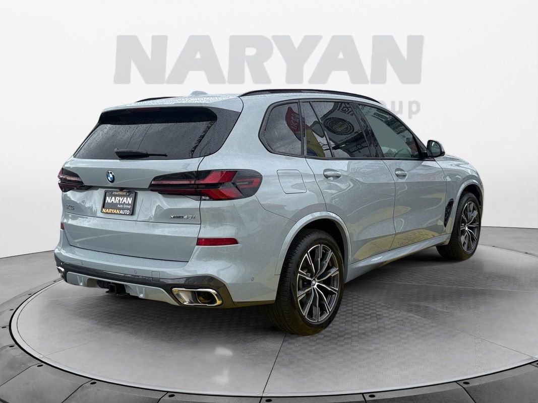 Used 2025 BMW X5 xDrive40i w/ M Sport Package image 7
