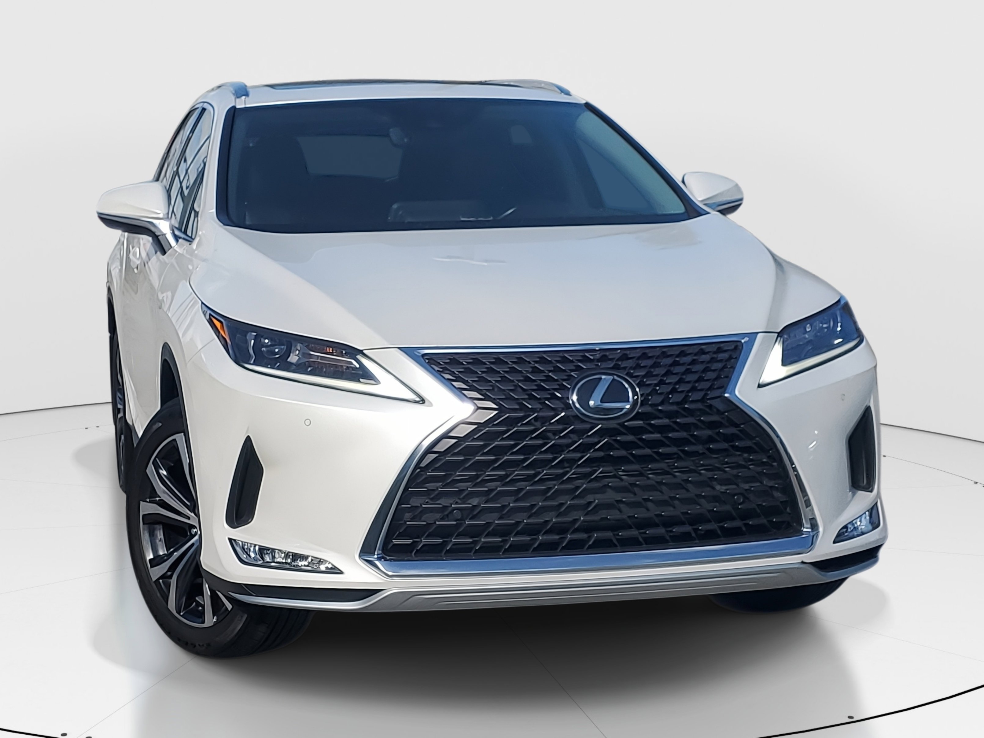 Used 2022 Lexus RX 350L FWD w/ Premium Package image 2