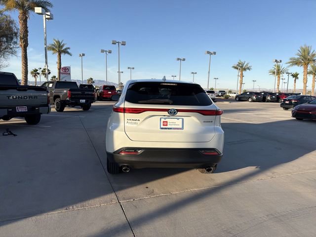 Certified 2021 Toyota Venza LE AWD/4WD image 6