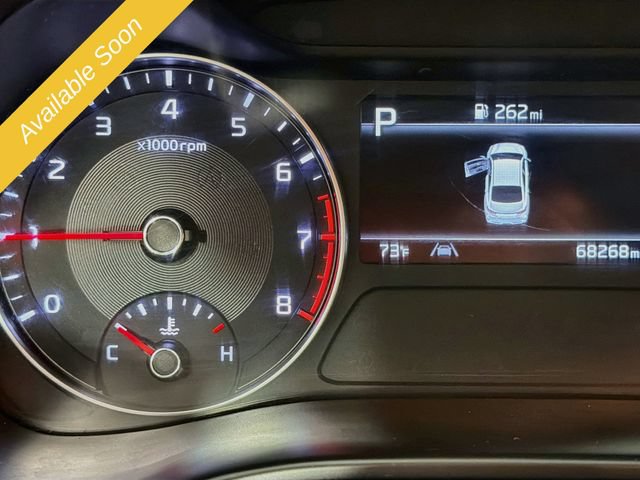 Used 2022 Kia Forte LXS FWD image 13