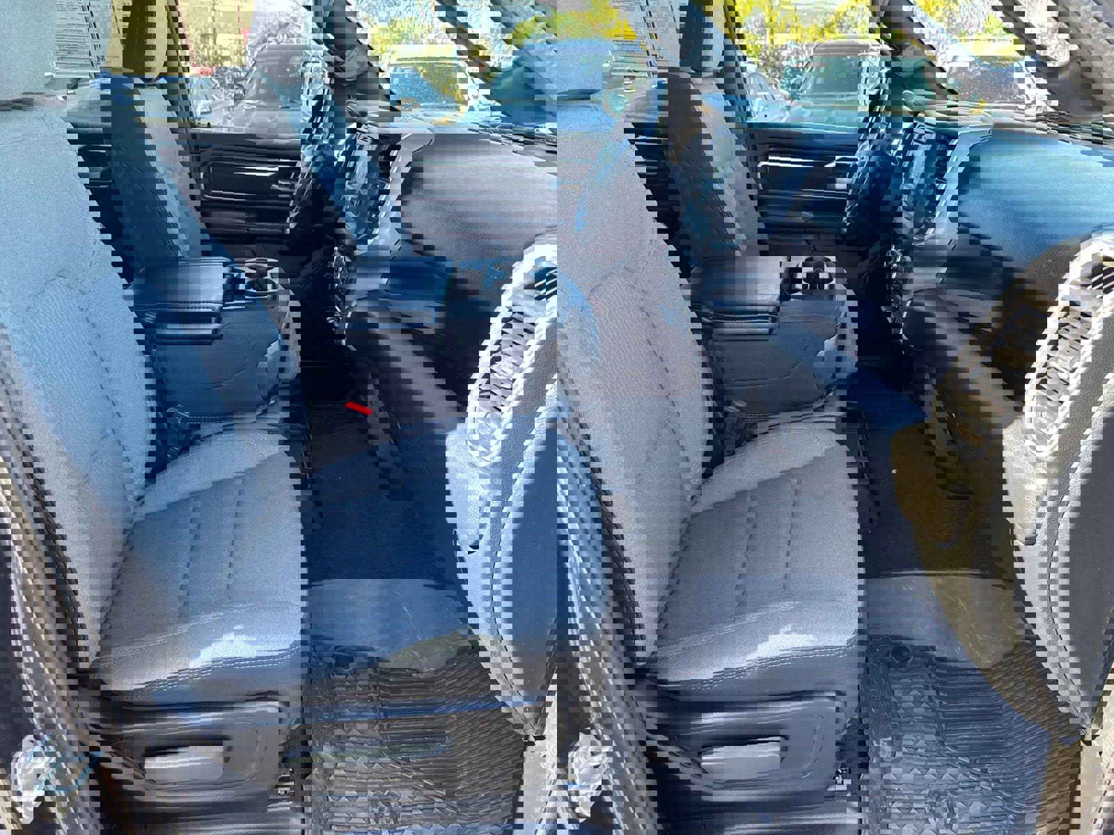 Used 2023 RAM 1500 Big Horn image 15