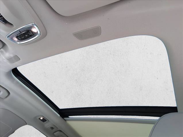 Used 2021 Volvo XC60 T8 Inscription Expression w/ Climate Package image 14