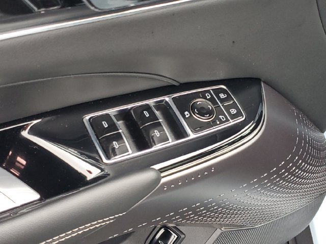 Used 2024 Cadillac Lyriq Sport w/ LPO, Floor Liner Package AWD/4WD image 11