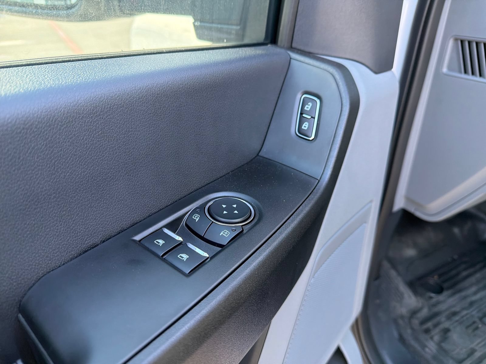 New 2025 Ford F450 XL RWD image 11