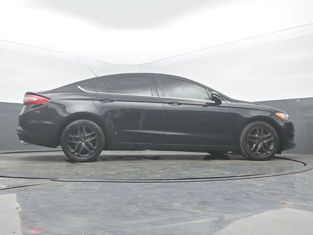 Used 2016 Ford Fusion SE w/ SE Cold Weather Package image 52