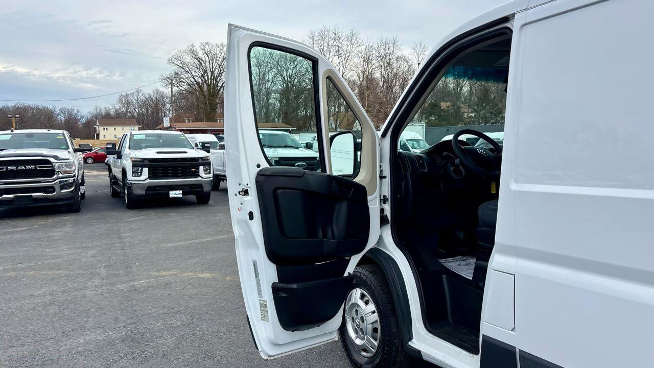 Used 2017 RAM ProMaster 1500 w/ Premium Appearance Group FWD image 15