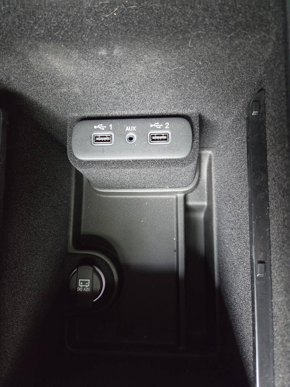 Used 2023 Dodge Charger R/T RWD image 25