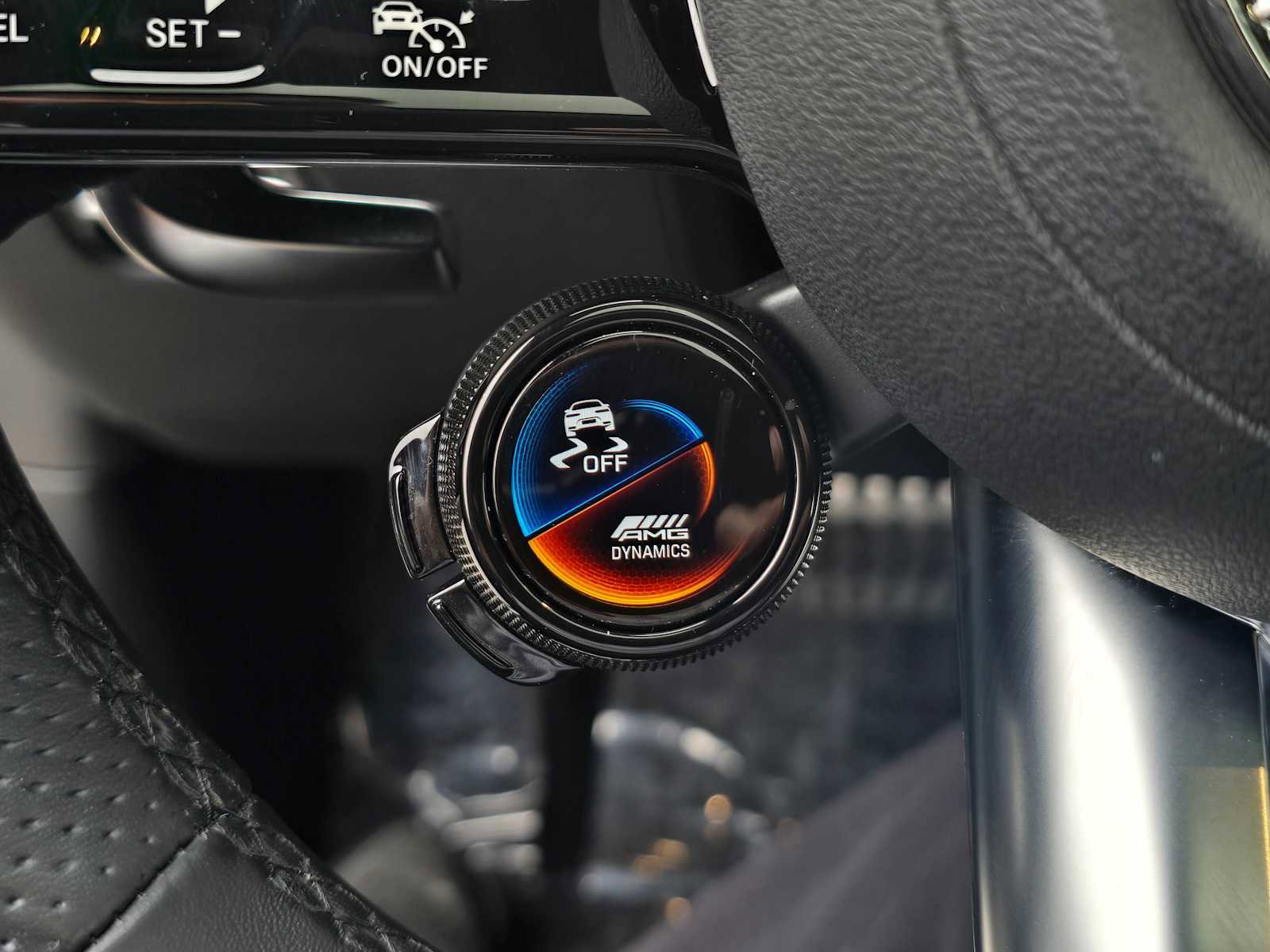 Used 2025 Mercedes-Benz GLC 43 AMG 4MATIC Coupe image 35