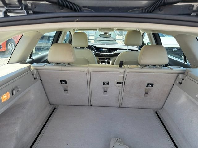 Used 2018 Buick Regal Essence w/ Driver Confidence Package #1 AWD/4WD image 24