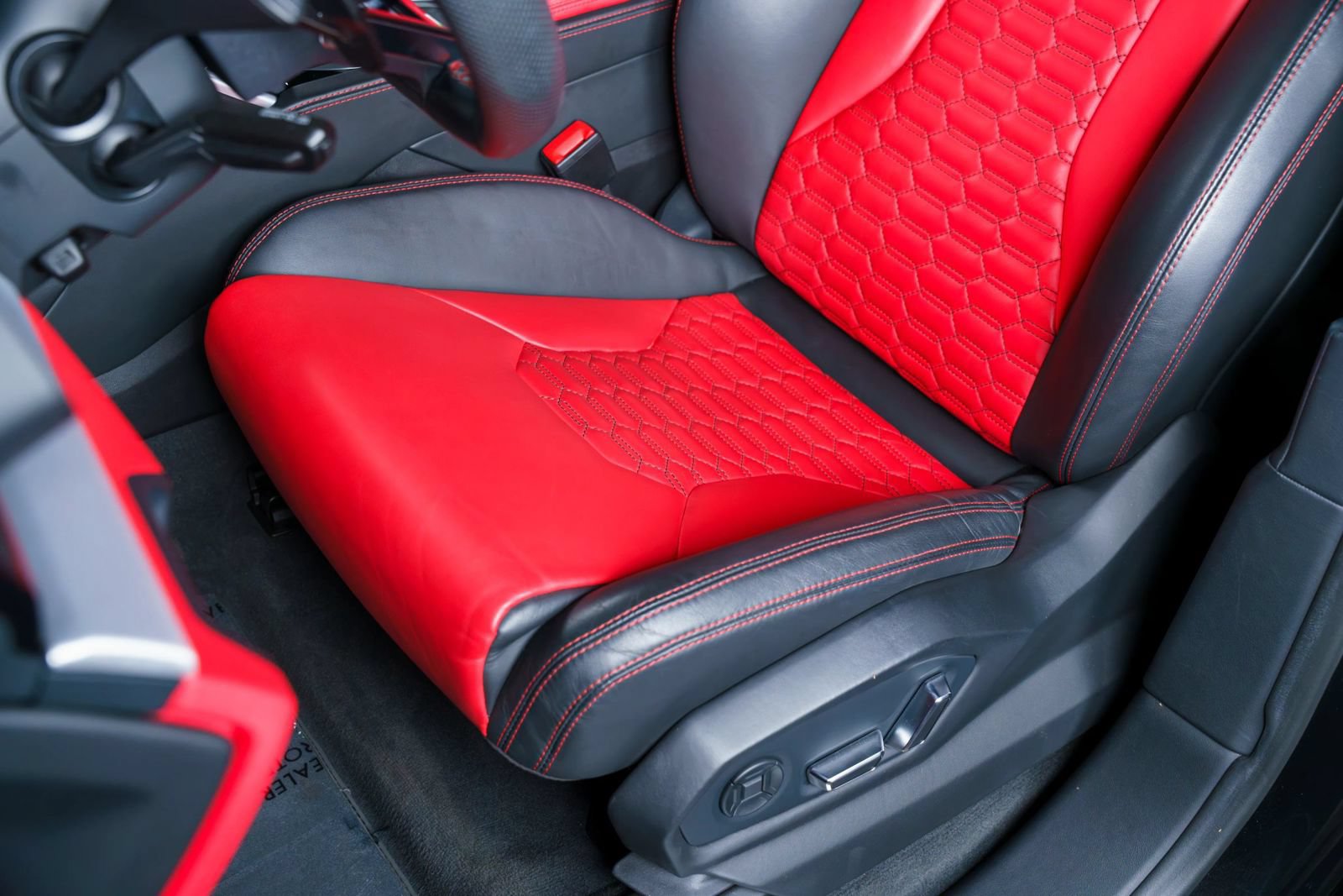 Used 2021 Lamborghini Urus AWD/4WD image 76