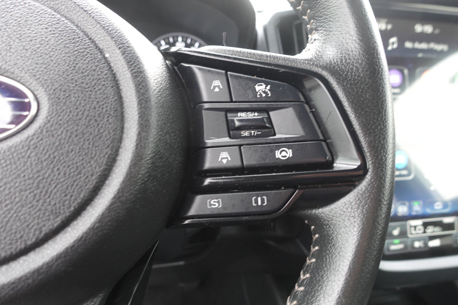 Certified 2025 Subaru Forester Premium AWD/4WD image 17